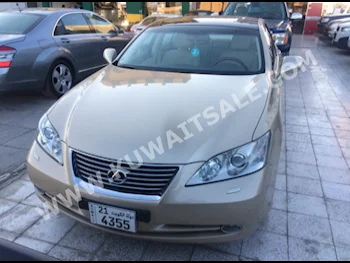 لكزس  350  اّي اس  2008  100,000  سيدان  اتوماتك  6  مخمل  دفع خلفي  ذهبي  بنزين