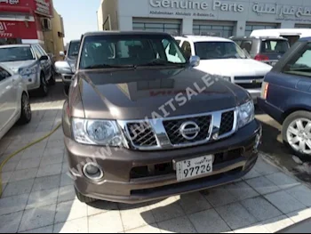 نيسان  سفاري  باترول  2006  250,000  سيدان  اتوماتك  8  مخمل  دفع رباعي  بني  بنزين
