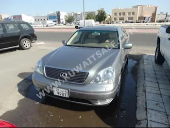 لكزس  400  ال اس  2003  126,000  سيدان  اتوماتك  8  جلد  دفع خلفي  أخضر  بنزين