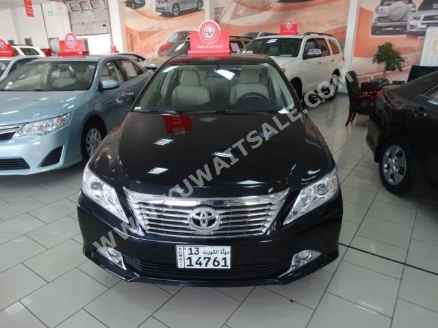 تويوتا  تورينغ  اوريون  2015  23,000  سيدان  اتوماتك  6  مخمل  دفع أمامي  أسود  بنزين