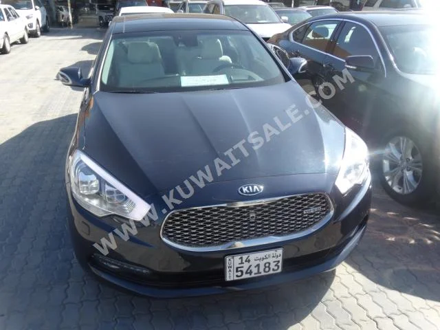 Kia  Carens  2016  0  Sedan  Automatic  8  Leather  RWD  Dark Blue  Gasoline