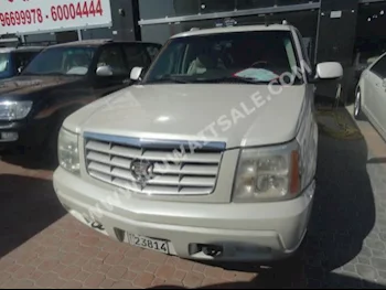Cadillac  Escalade  2006  177,000  SUV  Automatic  8  Leather  4WD  Off White  Gasoline