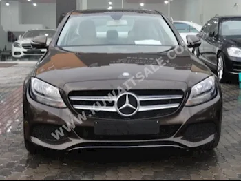مرسيدس - بنز  200  سي - كلاس  2016  17,000  سيدان  اتوماتك  4  جلد  دفع خلفي  بني  بنزين