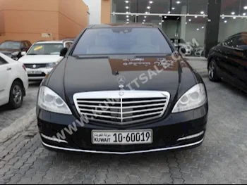 مرسيدس - بنز  350  اس - كلاس  2010  53,000  سيدان  اتوماتك  6  جلد  دفع خلفي  أسود  بنزين