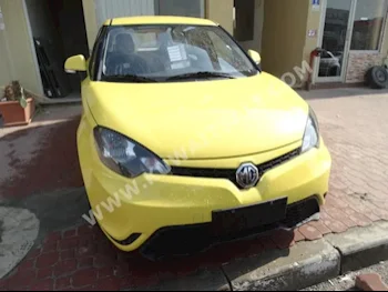 MG Rover  3  2016  0  Hatchback  Automatic  4  Leather  FWD  Yellow  Gasoline