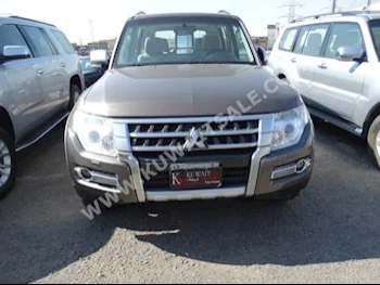 Mitsubishi  GLS  Pajero  2015  45,000  SUV  Automatic  8  Cloth  4WD  Brown  Gasoline