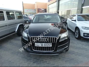 Audi  Q7  2012  133,000  SUV  Automatic  6  Leather  4WD  Black  Gasoline
