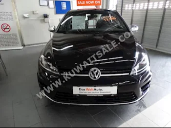 Volkswagen  R-Line  2017  3,900,000  Van / Bus  Automatic  4  Leather  4WD  Black  Gasoline