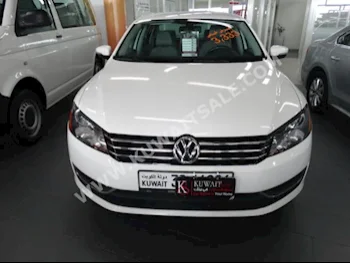 Volkswagen  Passat  2014  103,000  Sedan  Automatic  4  Cloth  FWD  White  Gasoline