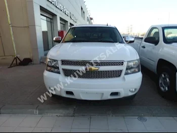 Chevrolet  LT  Suburban  2007  170,000  SUV  Automatic  8  Leather  RWD  White  Gasoline