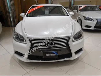 Lexus  460  LS  2016  9,899,000  Sedan  Automatic  8  Leather  RWD  White  Gasoline