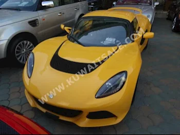 Lotus  Hennessey Venom GT  2016  2,000  Coupe / Sport  Automatic  10  Leather  RWD  Yellow  Gasoline