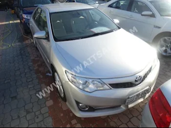 Toyota  GLX  Camry  2013  144,000  Sedan  Automatic  4  Cloth  FWD  Silver  Gasoline