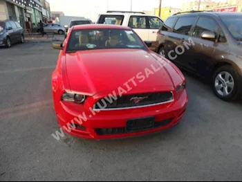 Ford  GT  Mustang  2014  80,000  Coupe / Sport  Automatic  6  Cloth  RWD  Red  Gasoline