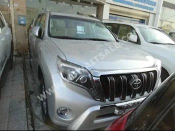 Toyota  TX.L  Prado  2016  30,000  SUV  Automatic  6  Cloth  4WD  Silver  Gasoline