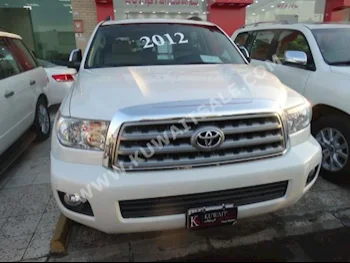 Toyota  Sequoia  2012  156,000  SUV  Automatic  8  Leather  4WD  White  Gasoline