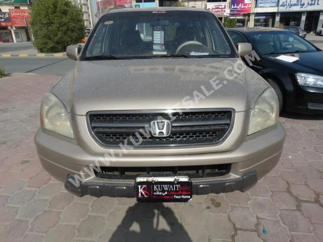 هوندا  بايلوت  2003  167,000  اس يو في  اتوماتك  6  جلد  دفع رباعي  ذهبي  بنزين