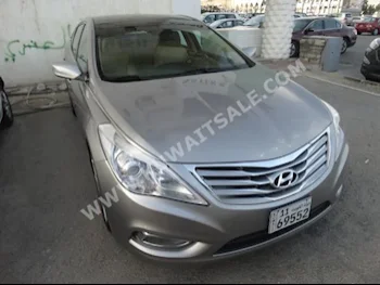 Hyundai  Azera  2015  55,000  Sedan  Automatic  6  Leather  FWD  Bronze  Gasoline