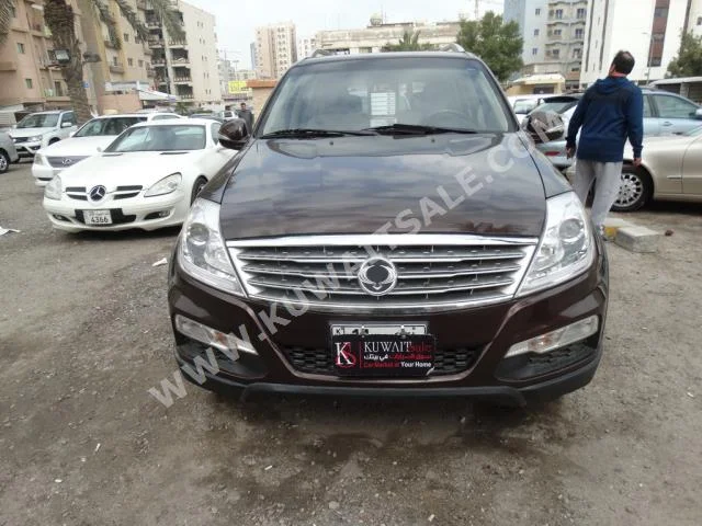 سانغ يونغ  ركستون  2013  60,000  اس يو في  اتوماتك  6  مخمل  دفع خلفي  بني  بنزين