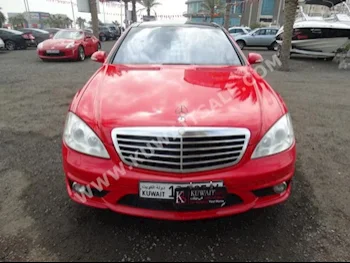 Mercedes-Benz  350  S-Class  2009  115,000  Sedan  Automatic  6  Leather  RWD  Red  Gasoline