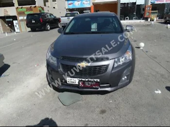 شفروليه  ال تي  كـروز  2015  19,000  سيدان  اتوماتك  4  جلد  دفع خلفي  رمادي  بنزين