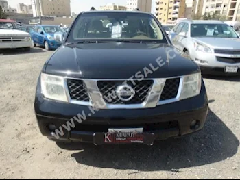 Nissan  LE  Pathfinder  2006  180,000  SUV  Automatic  6  Leather  RWD  Black  Gasoline